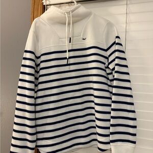 Vineyard Vines White and Navy Striped Sweater